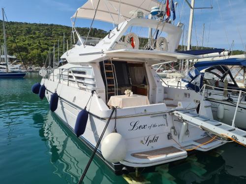 Split Boat Rental | Luxury Yacht - Lex of the Seas