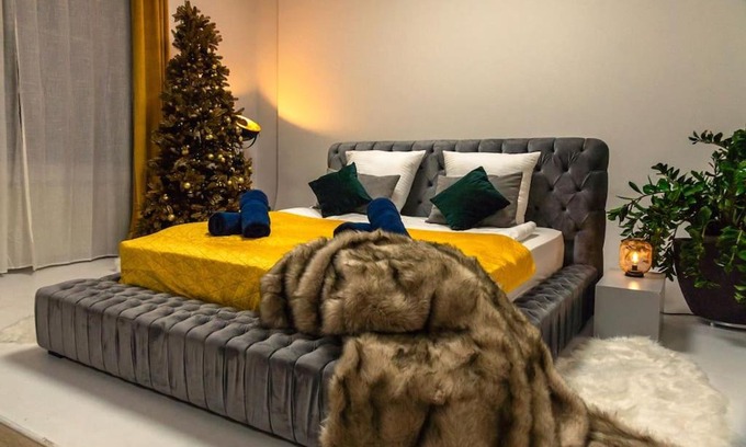 Mariahilf Apartment | LUXURYLOFT - direct access to shopping street, U3 station, close to center