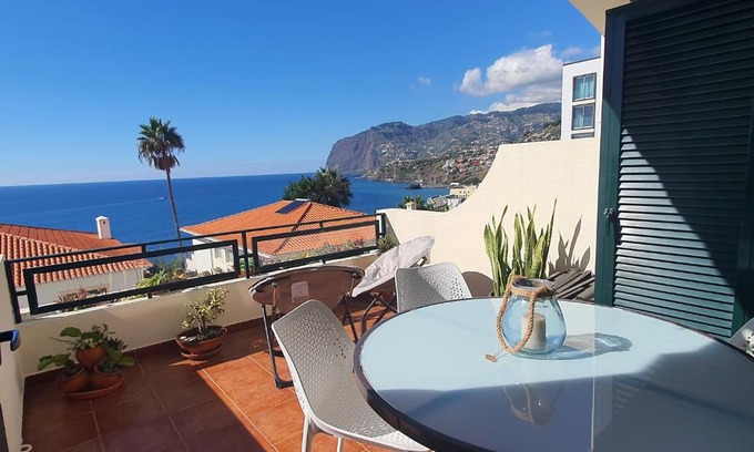 Sao Martinho Apartment | Luzia's Apartment - 2 bedroom apartment sleeps 4
