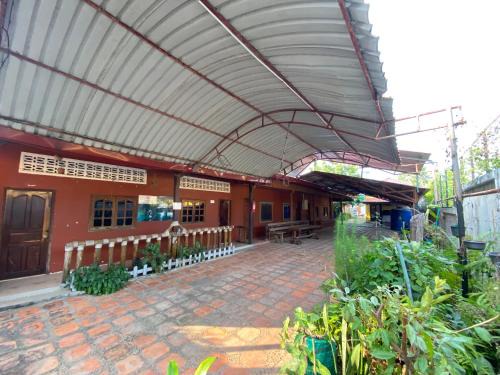 Khemarak Phoumin House | LY PORHENG Guesthouse