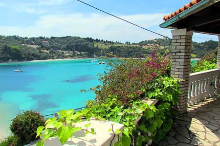 Lakka House | Lydia House