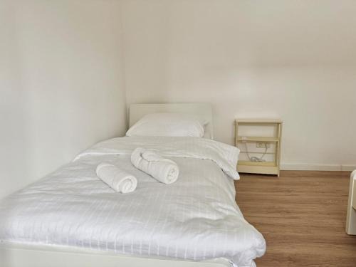 Gerasdorf bei Wien Apartment | LYFE Suites - Free Parking
