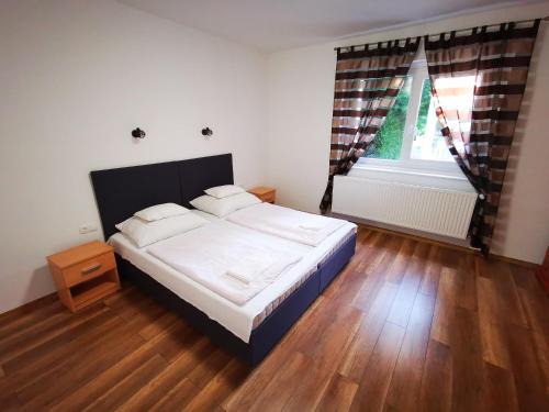 Gyula Apartment | Máté apartman