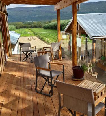 Vallanes House | Móðir Jörð Organic Farm Guesthouse in Vallanes