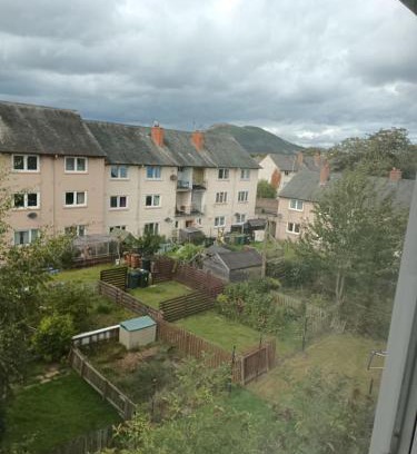Liberton Apartment | M&M Apartment in Edinburgh