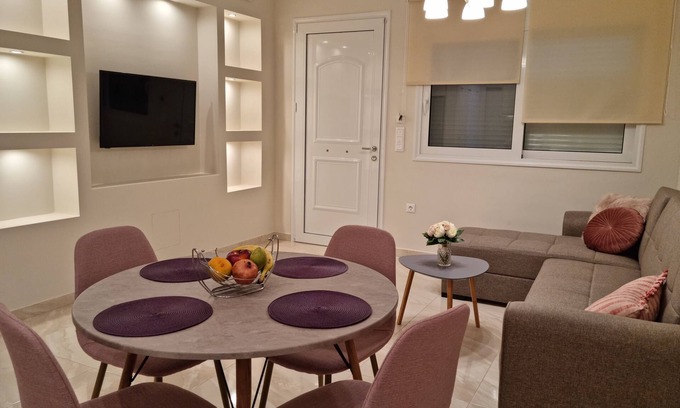 Petaloudes Apartment | Ma Maison Rose - Apartment in Rhodes at Kremasti village, near the airport