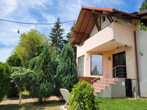 Bodesti Apartment | MaDaS