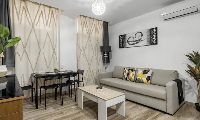 Numancia Apartment | Madrid Numancia IV - 1-Bedroom Apartment