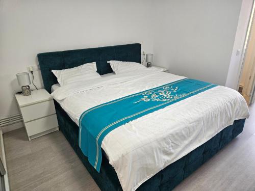 Hunedoara Apartment | Mady STUDIO