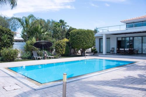 Pervolia Villa | Maestro Villa