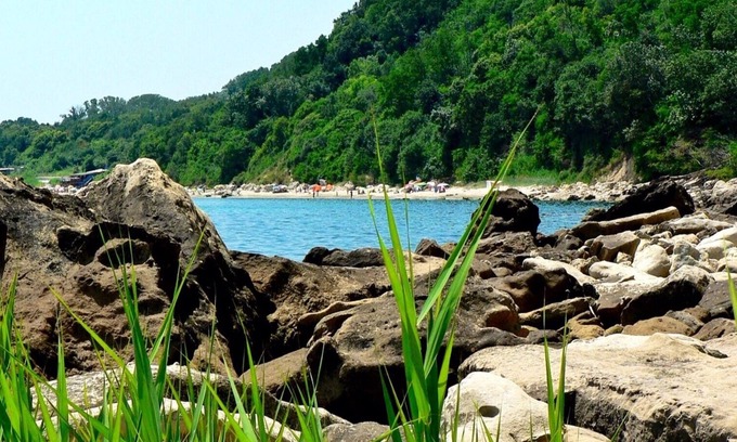 Avren House | Magical house for 3 families among beautiful nature reserves and golden beaches.