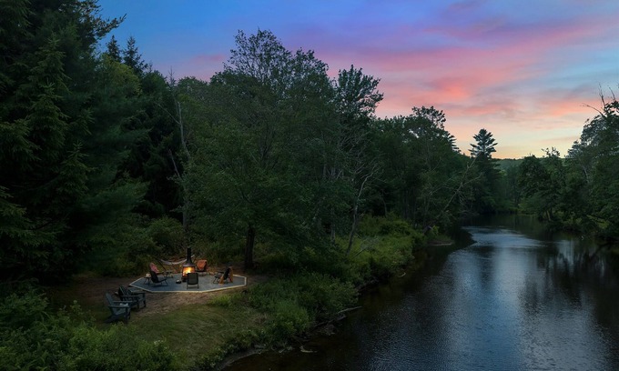Pocono Pines Cabin | Magical | Riverfront | Hot Tub | Firepit Nights