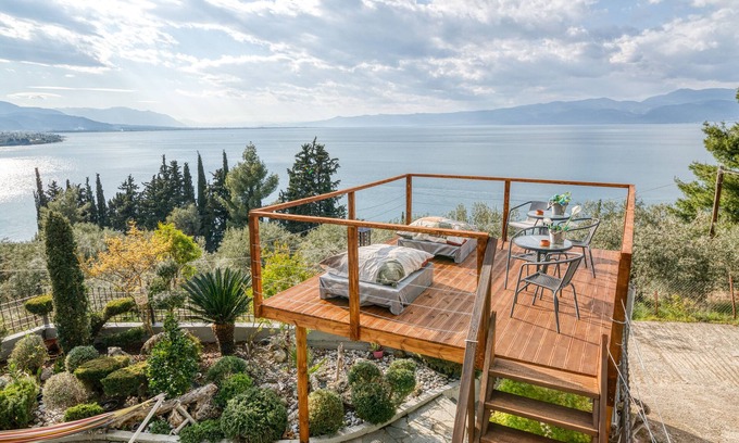 Kamena Vourla Apartment | Magical view studios 2 Asproneri, Kamena Vourla