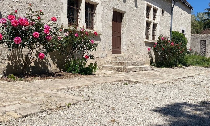 Concriers Cottage | Magnificent 16th-century villa with swimming pool and sauna in a 5-hectare estate.