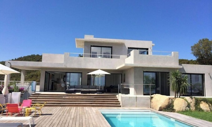 Tarcu Villa | MAGNIFICENT 330 M2 VILLA - HEATED POOL - SEA AND MOUNTAIN VIEWS