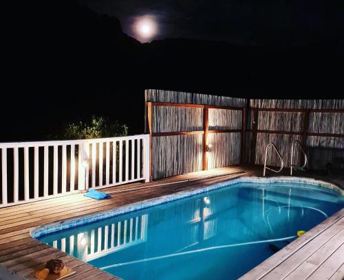 Wolseley Villa | MAGNIFICENT 6 sleeper mountain getaway