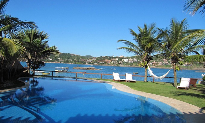Village da Ferradura House | Magnificent house in the beach sand of Horseshoe, with 5 suites and beautiful pool.