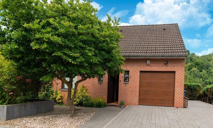Tilff House | Magnificent home in Tilf with garden