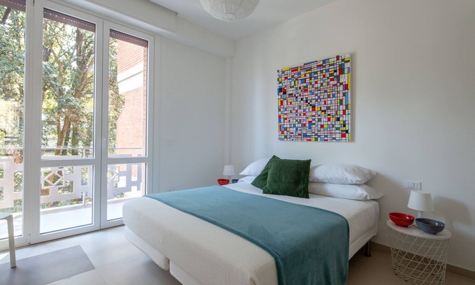 Marina di Massa Apartment | Magnificent house in the park 2 steps from the sea