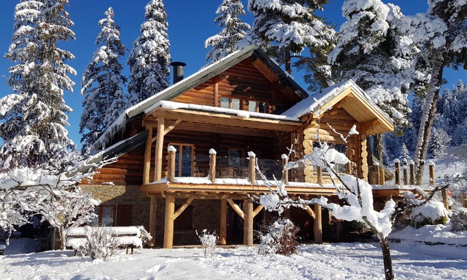 Villard-de-Lans Ski Chalet | Magnificent Log Chalet with Sauna in Villard de Lans
