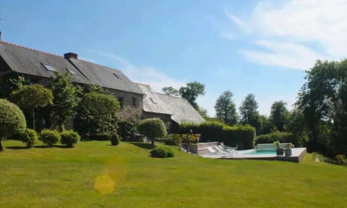 Saint-Gonlay House | Magnificent Val Ory estate with swimming pool