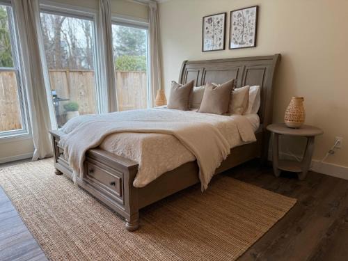 Mahone Bay Hotel | Magnolia Inn
