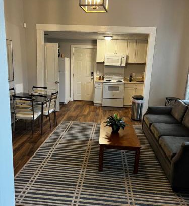 Wadley Apartment | Magnolia Suite