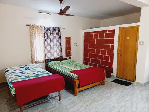 Gokarna House | Mahadevi Guest House