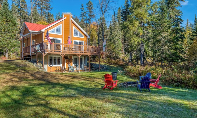 Oquossoc House | Mahara 1 - Nice home with Rangeley Lake access in the summer