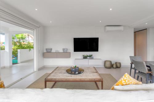 Maho Apartment | Maho Beach House - Modern 1 Bedroom Luxe