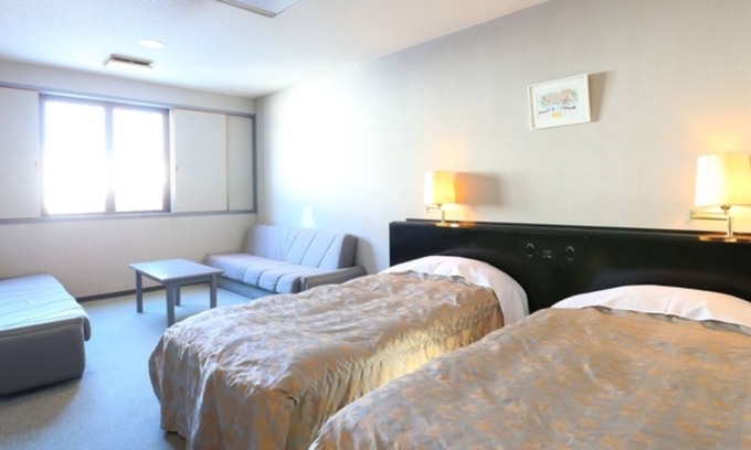 Madarao Mountain Resort Hotel | Main building Westernstyle twin room 20 square /Iiyama Nagano