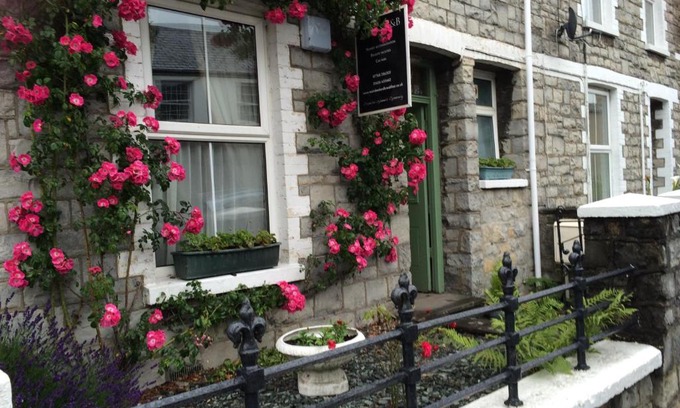 Bridgend House | Mair's