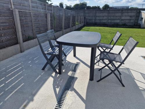 Aurillac Apartment | Maison avec extérieur et arrivée autonome - Aurillac