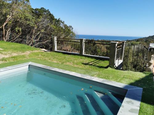 Talasani Villa | Maison avec vue sur la mer et piscine