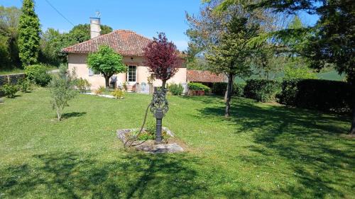 Martisserre House | Maison chaleureuse à Martisserre avec jardin privatif et cheminée