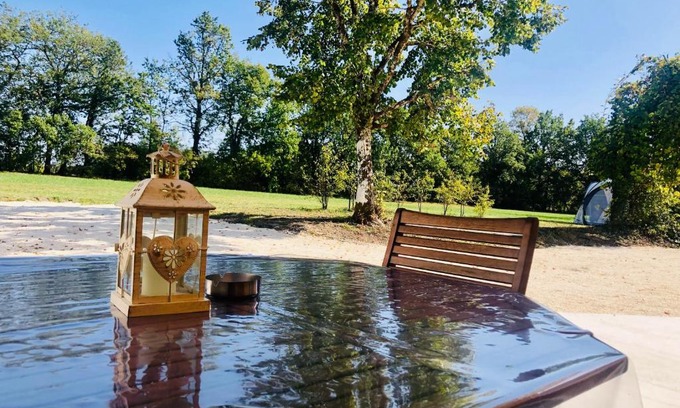 Saint-Quentin-du-Dropt House | Maison chaleureuse Spa privé
