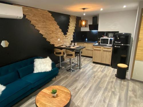 Meyzieu Nord Ouest House | Maison Cosyli