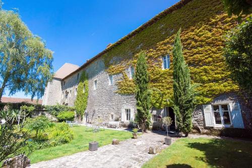 Mortemart House | Maison d'Hôtes de l'Ancien Couvent des Carmes