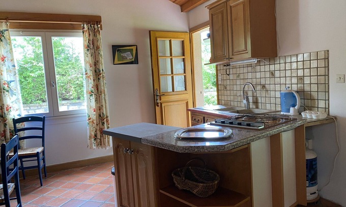 Issoire House | Maison Dans un Grand Jardin