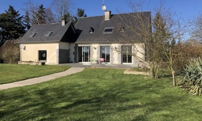 Erbree House | Maison de Famille Avec vue sur un Barrage