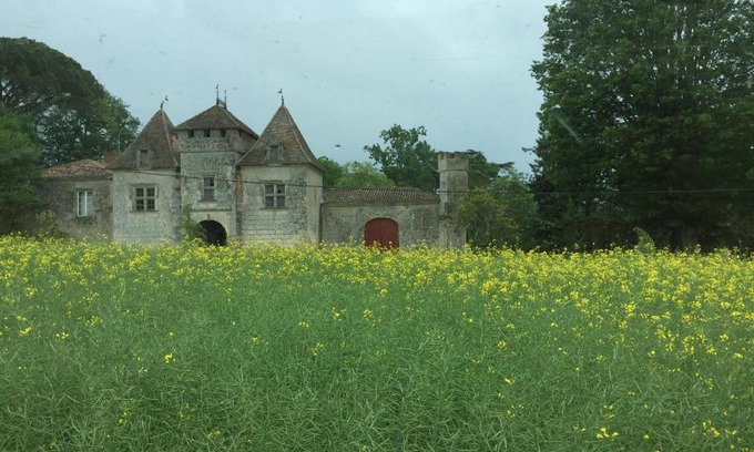 Lannes House | Maison de la Chapelle Lassale