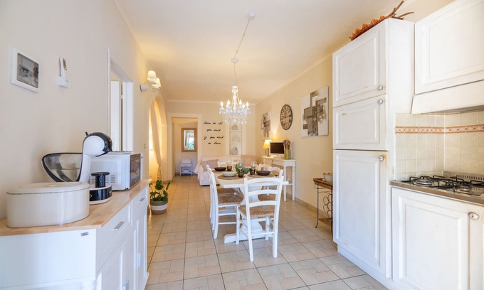Innamorata Apartment | Maison Elirè - apartment by the sea