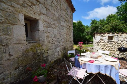 Laroque-Timbaut Villa | Maison en pierre à Laroque-Timbaut - Clévacances 3 clés