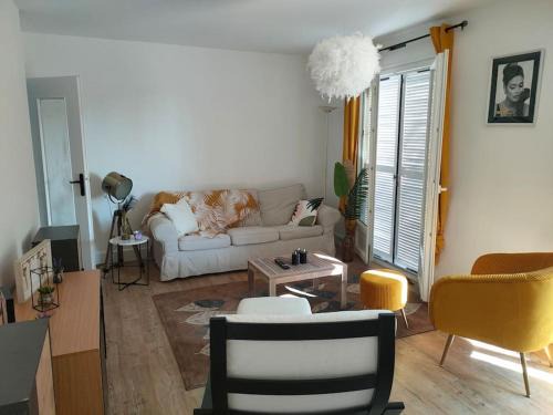 Saint-Georges-sur-Baulche House | Maison avec jardin Auxerre