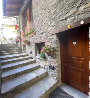 Pre-Saint-Didier Apartment | Maison Maribel 0043