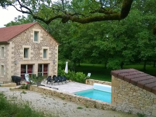 Cenac-et-Saint-Julien House | Maison Périgord Noir avec piscine privée, près de Sarlat et de la Dordogne, 4 chambres, label handicap - FR-1-616-6
