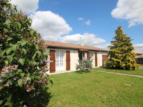 Saint-Denis-du-Payre House | Maison rénovée avec jardin clos, 3 chambres, wifi, vélos, proche Réserve du Marais Poitevin - FR-1-426-403