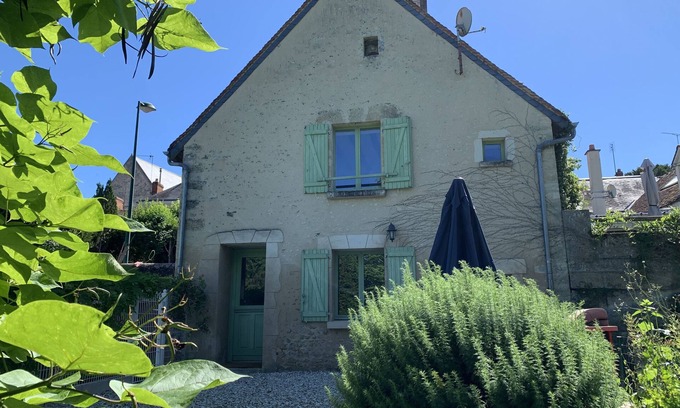 Orbigny House | Maisonette in Orbigny, 10 minutes from Beauval Zoo and the Châteaux.