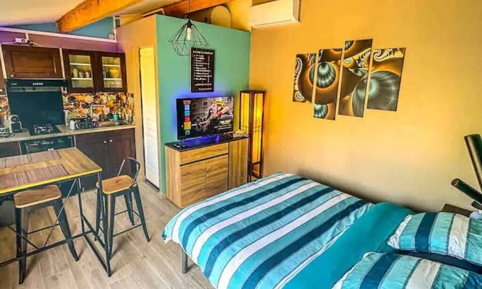 Sussargues Apartment | Maisonnette Clim Piscine Jacuzzi