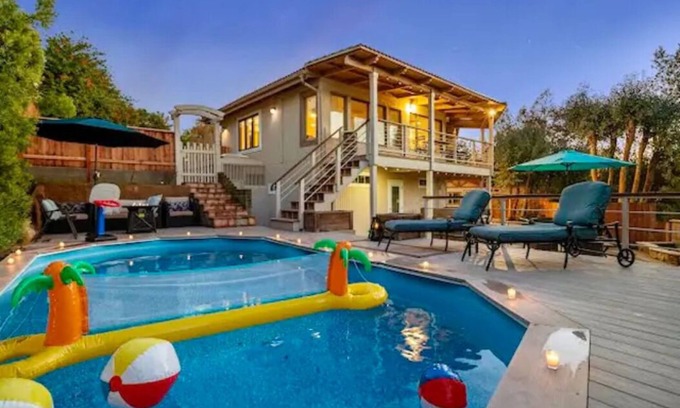 Poway House | Majestic 5BR Villa with Guesthouse, Pool & Spa